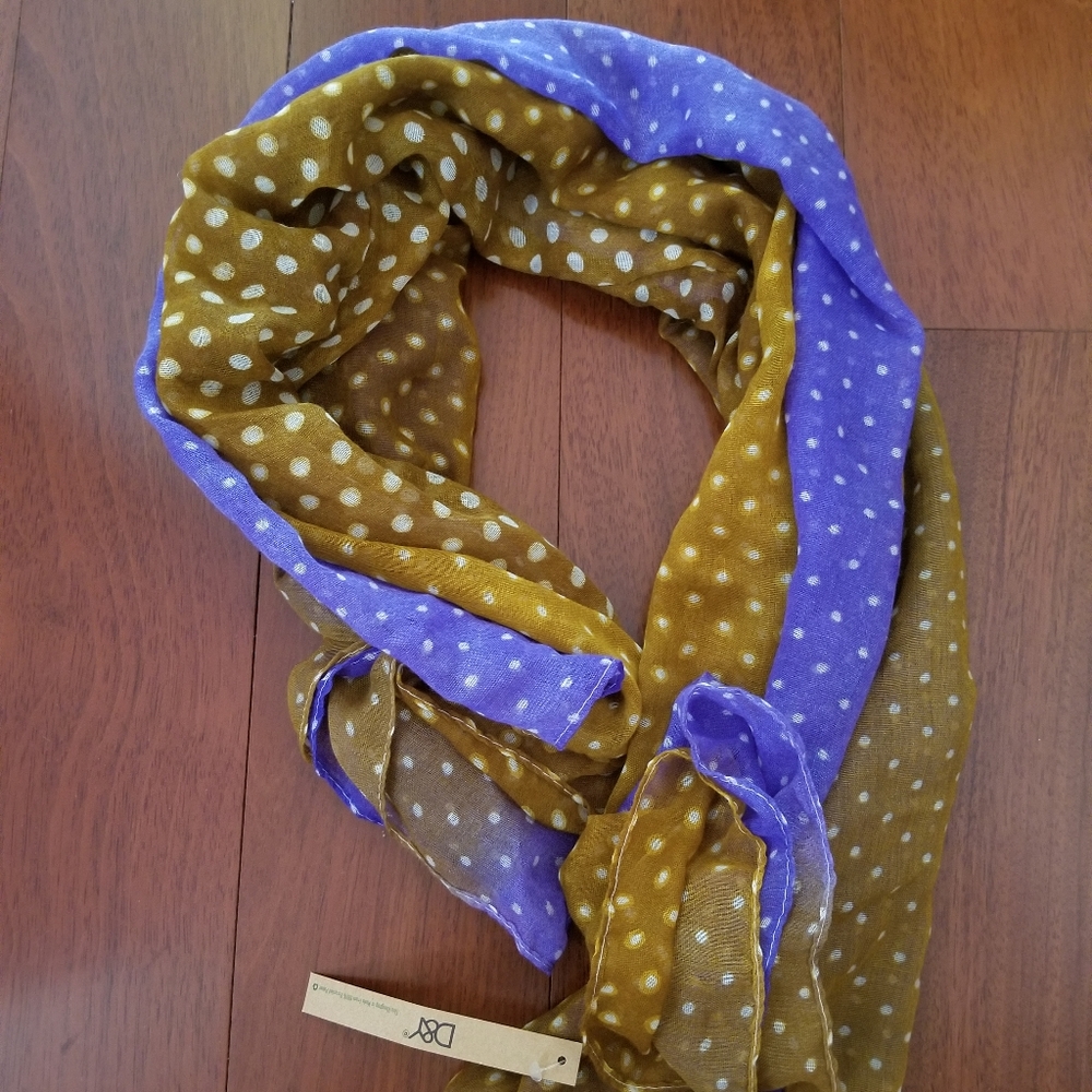 💙🧡 Pretty scarf for any season! 💙🧡
